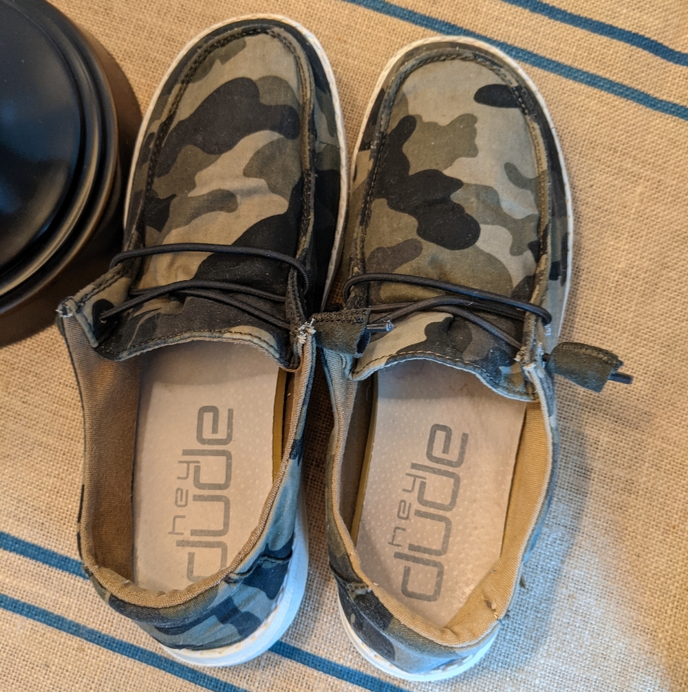 Hey Dude Women's Camo Shoes